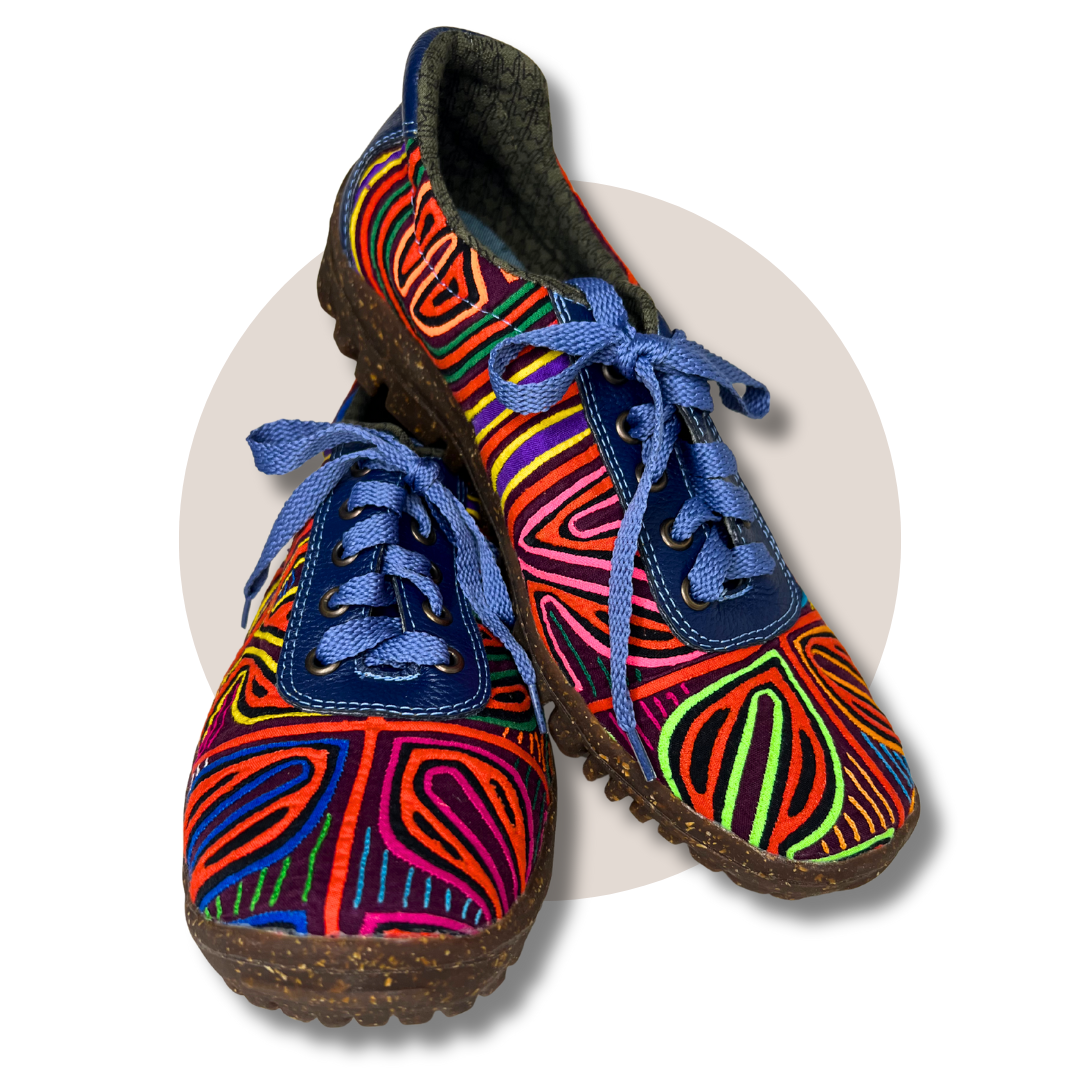 Mola Tennies - The Prisma