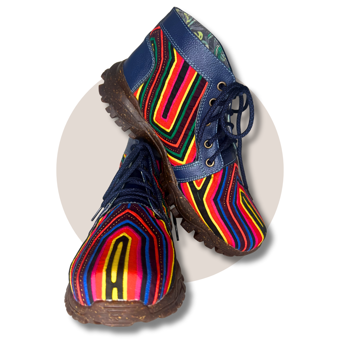 Mola Boots – Pride