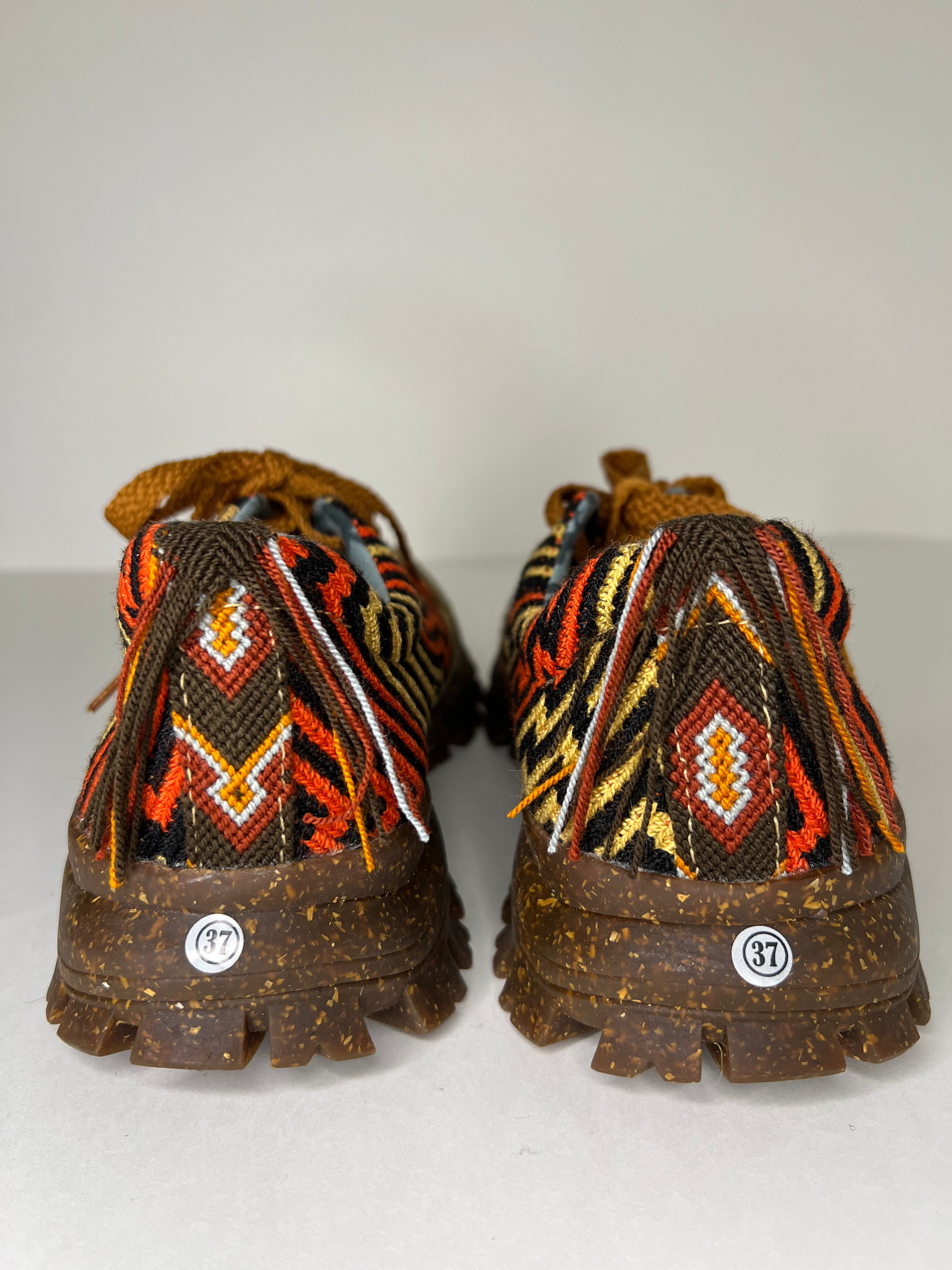 Wayuu Tennie – Relámpago