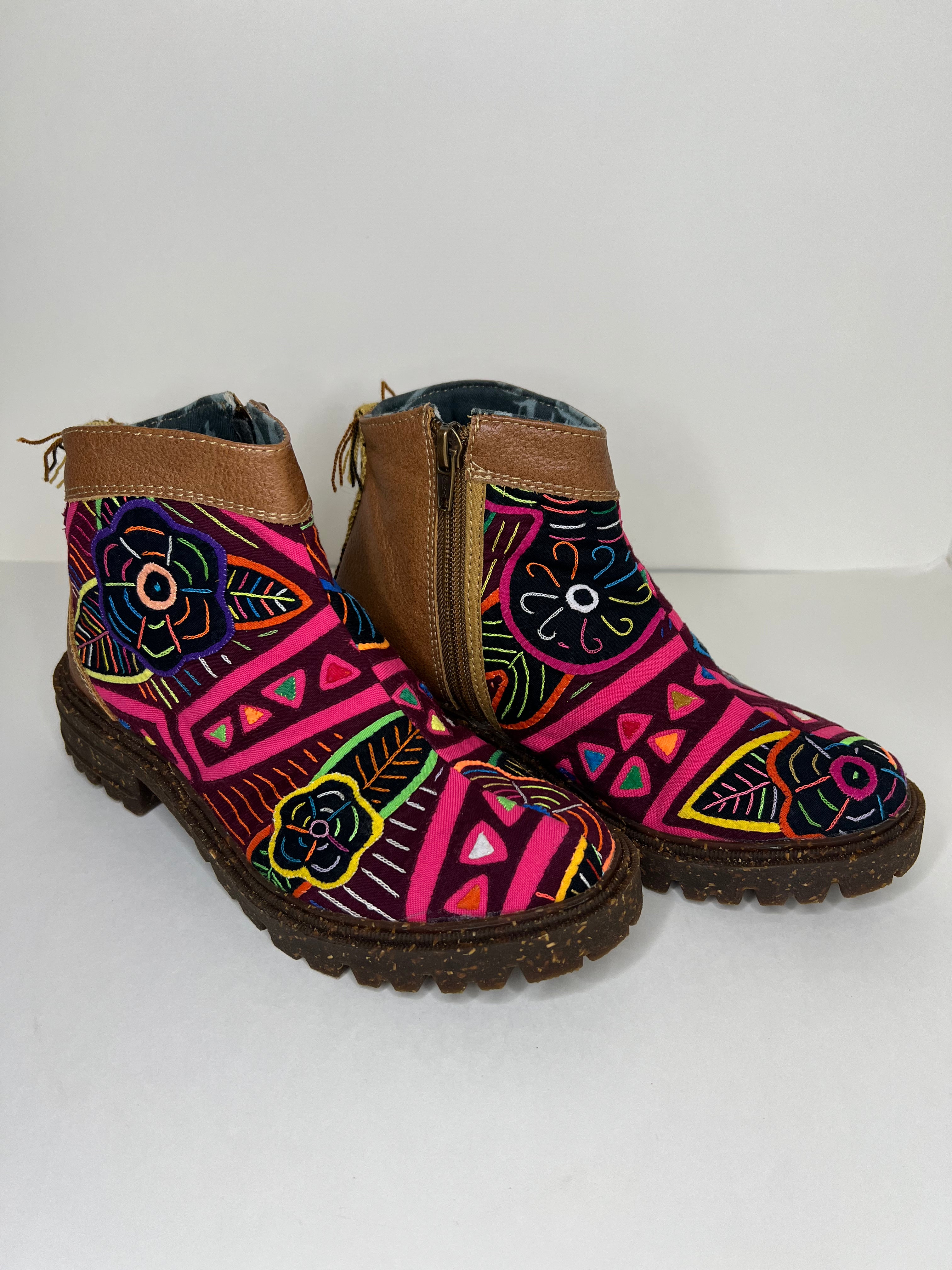 Mola Boot - The Flor del Alma