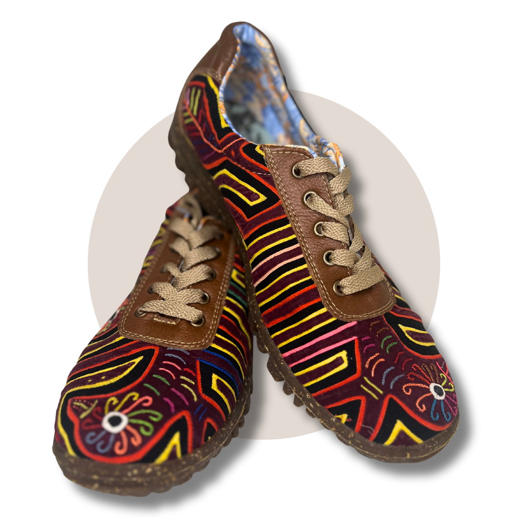 Mola Tennie - The Ojo de Sol