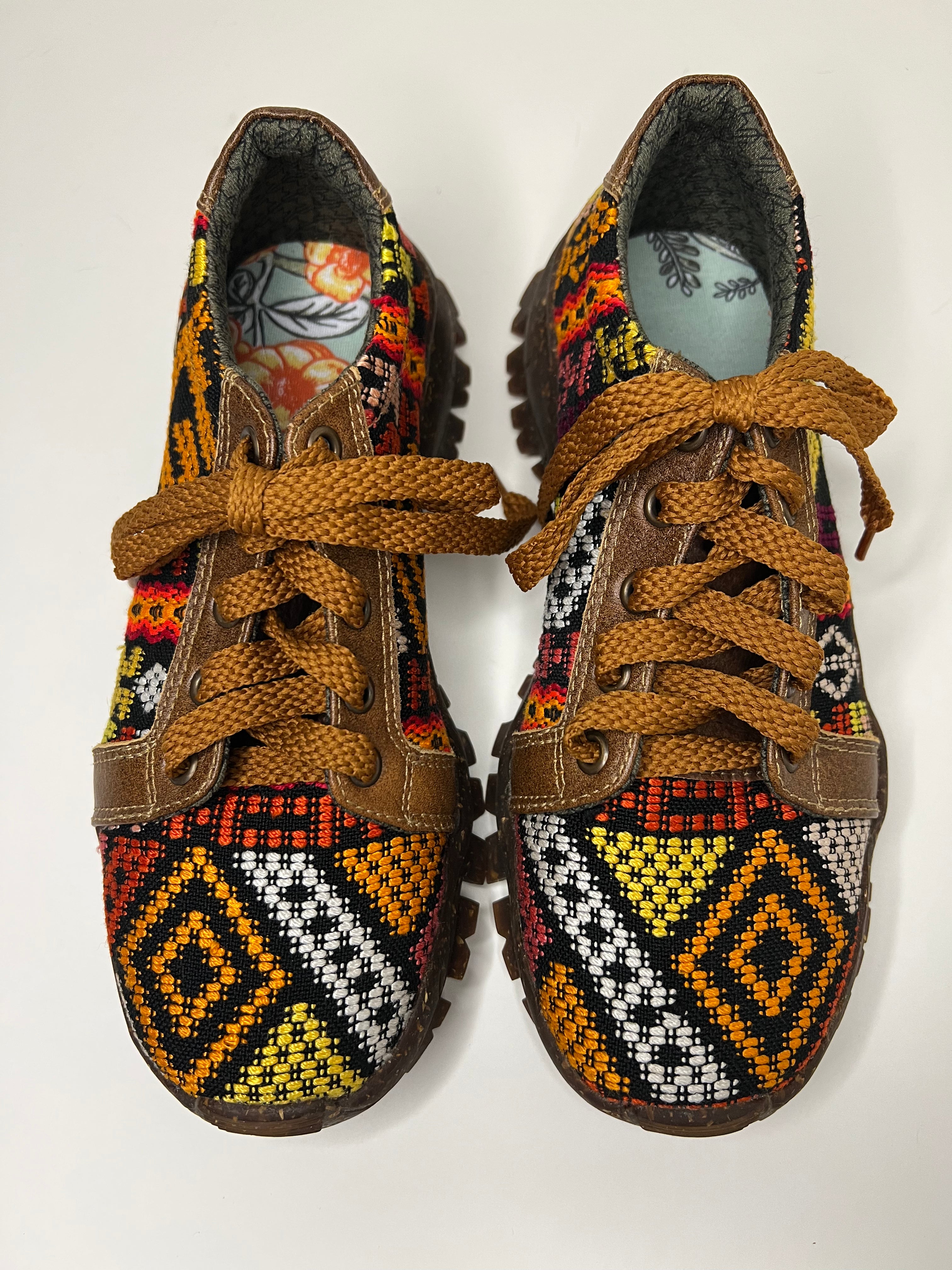 Huipil Tennie - The Encanto