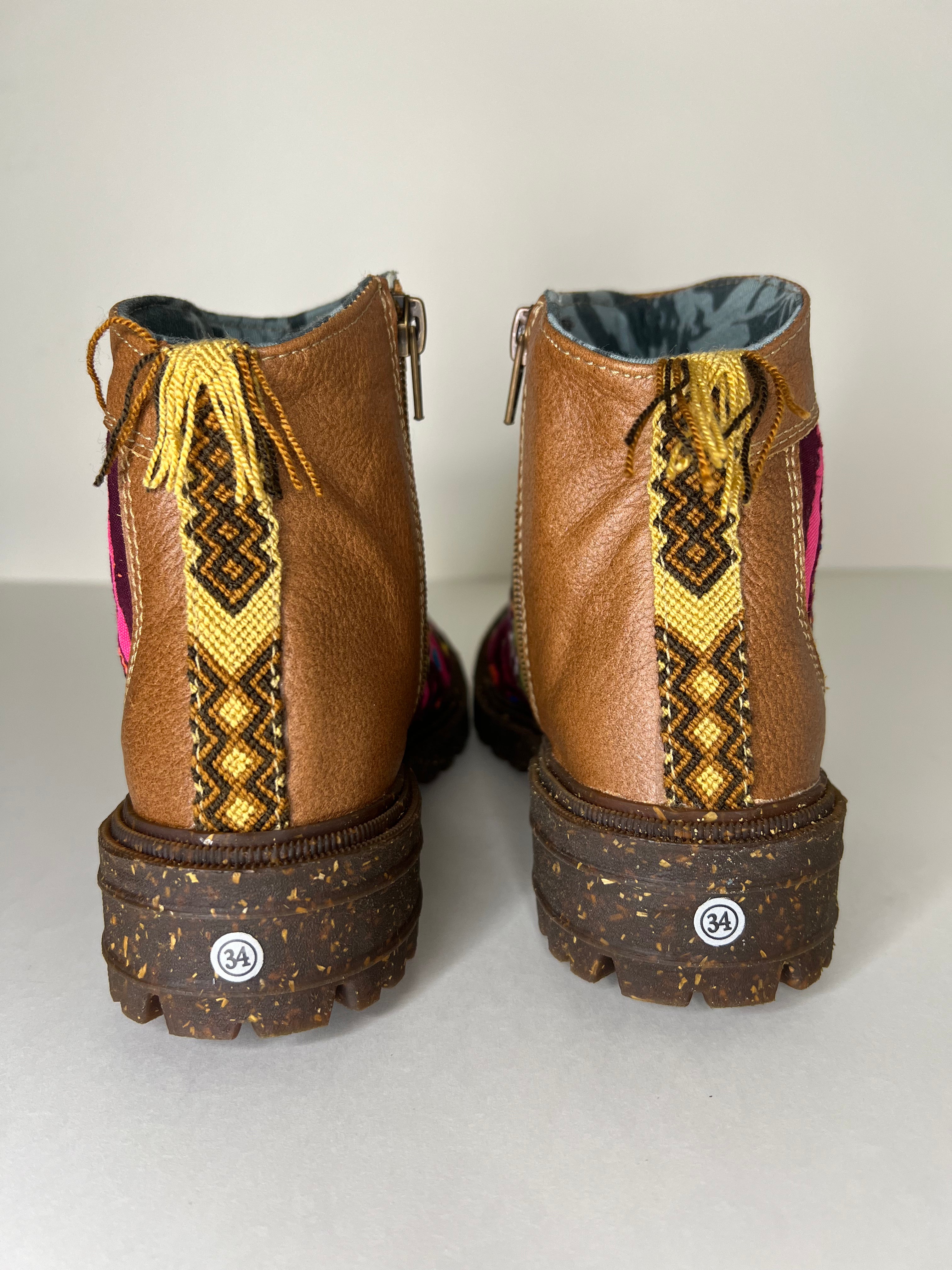 Mola Boot - The Flor del Alma