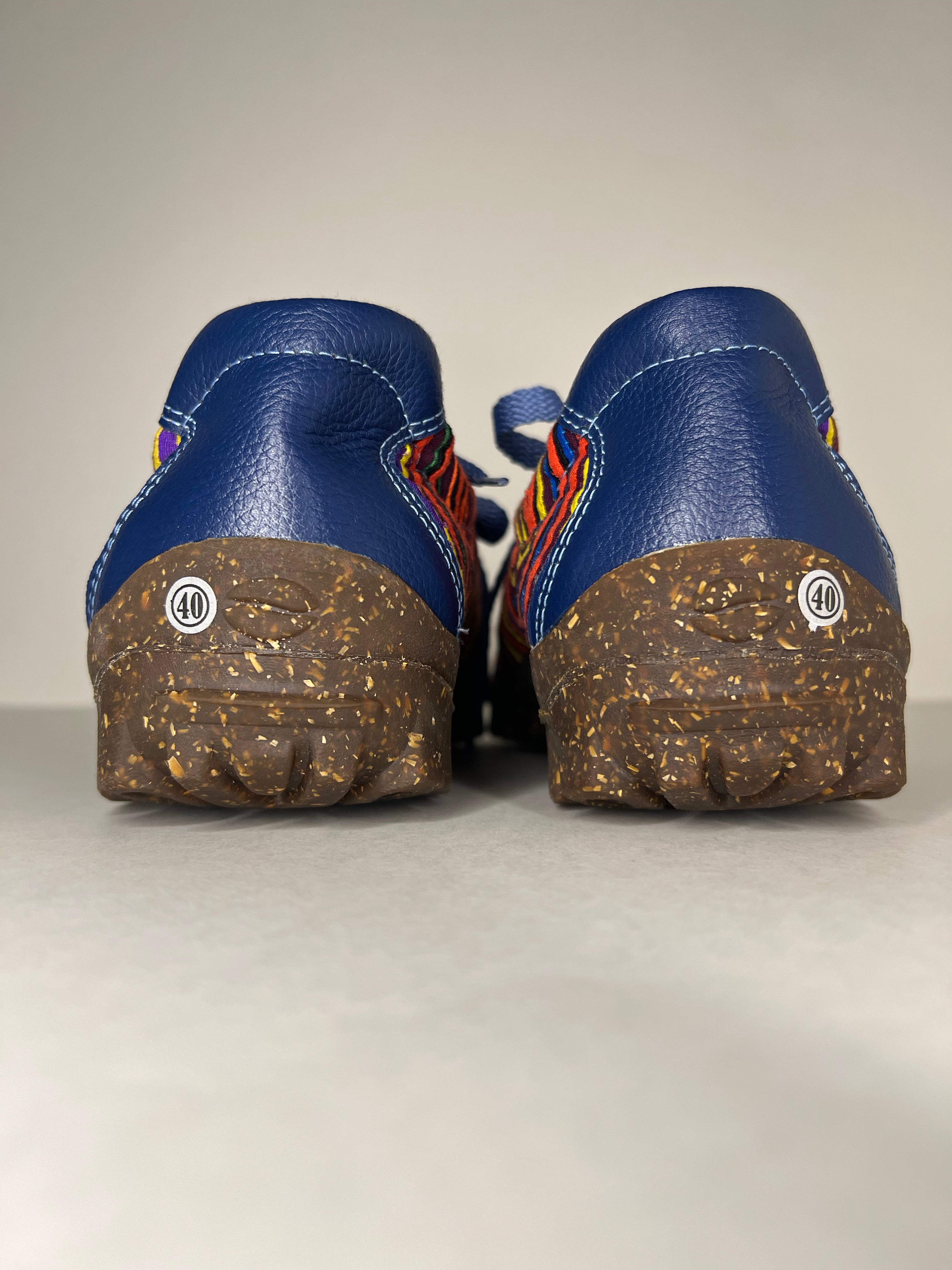 Mola Tennies - The Prisma