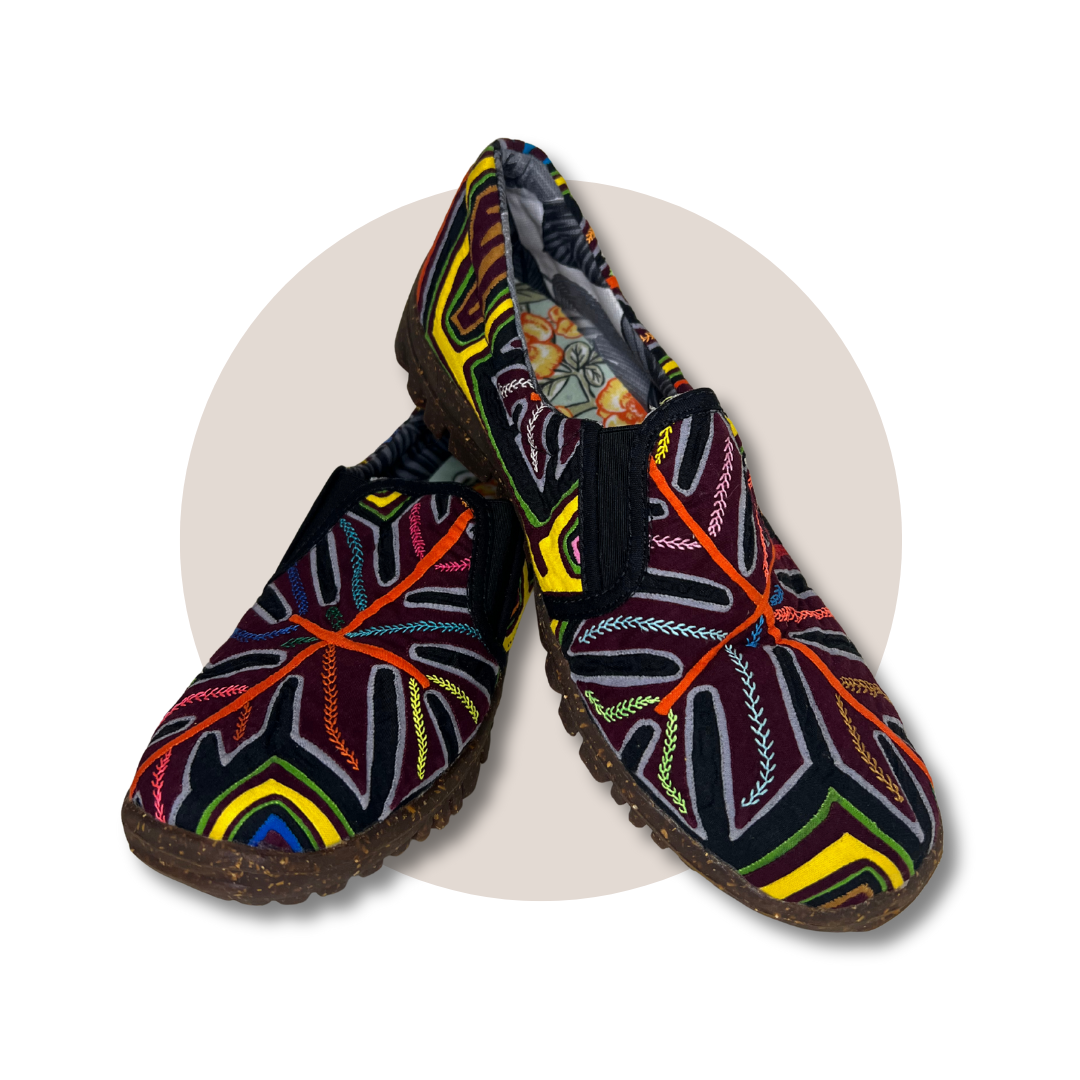 Mola Moccasins – Raíz Trail